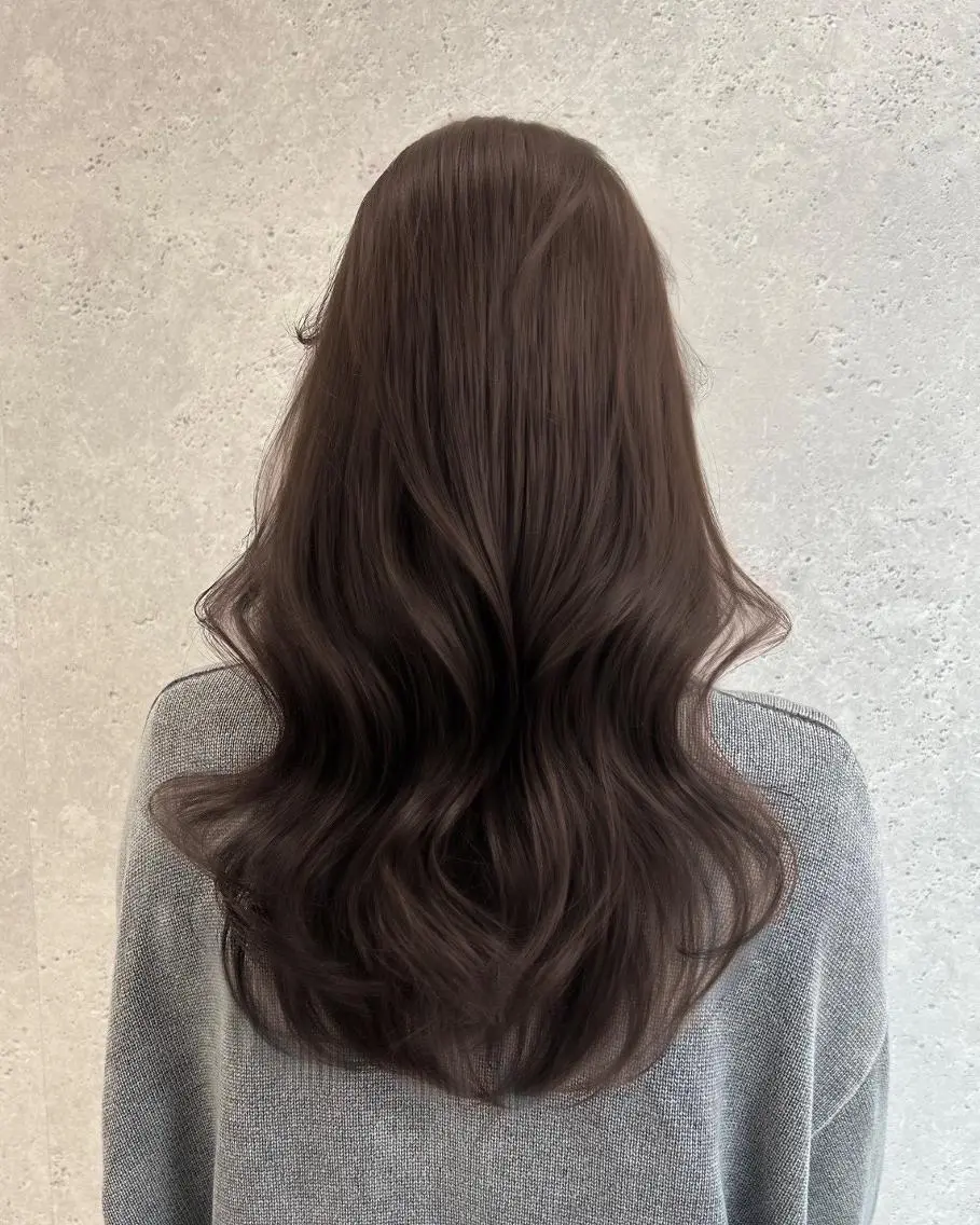 カラー 夏のトレンドヘア🤍 BABY上野のヘアスタイル