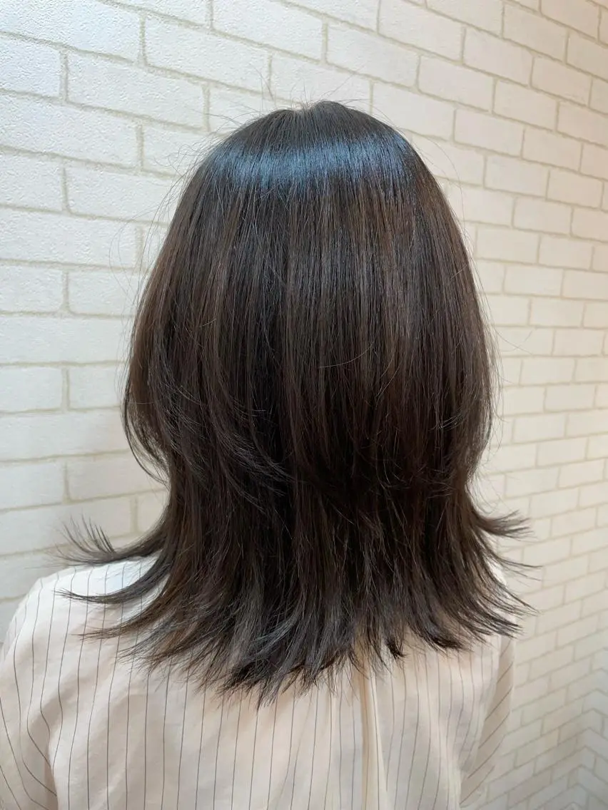 ミディアム カラー ヘアアレンジ HUENEST アカデミーサロンのヘアスタイル