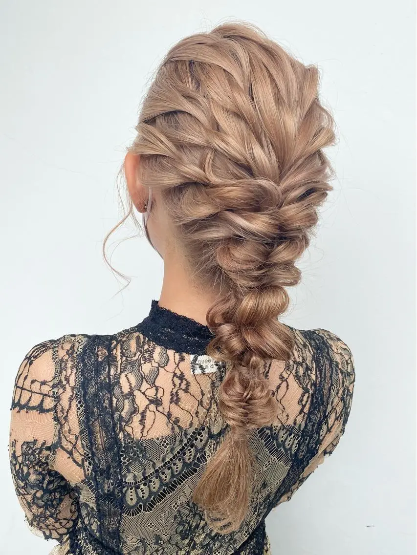セミロング カラー パーマ ヘアアレンジ キッズ ブリーチ イルミナカラー 髪質改善 縮毛矯正 トリートメント ヘアセット 艶ピンク*ヘアセット 🌙shioriのヘアスタイル
