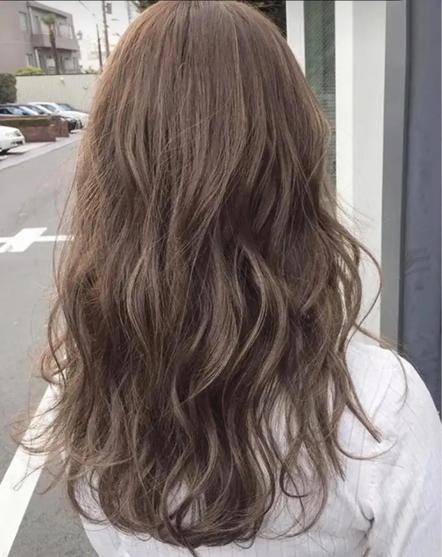 ロング カラー パーマ ディレクター Masakiのヘアスタイル