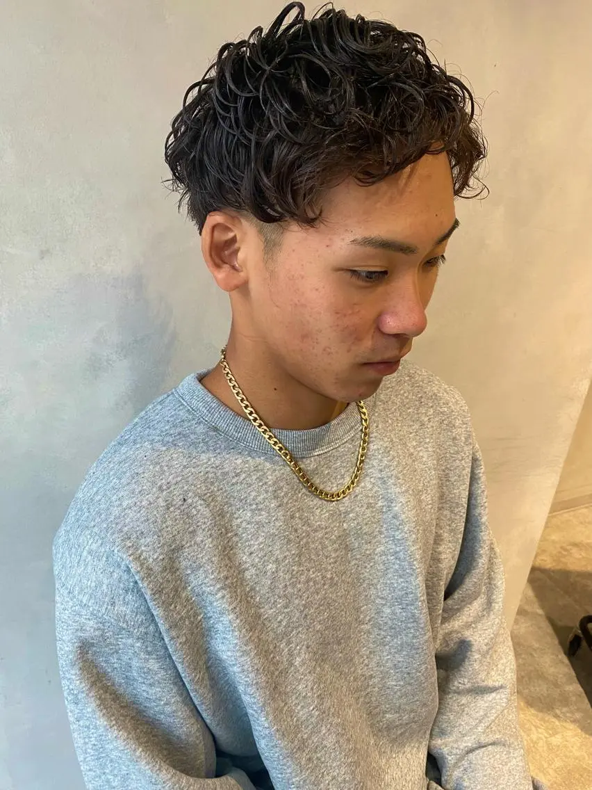 パーマ メンズ nishido ハイライト/パーマのヘアスタイル