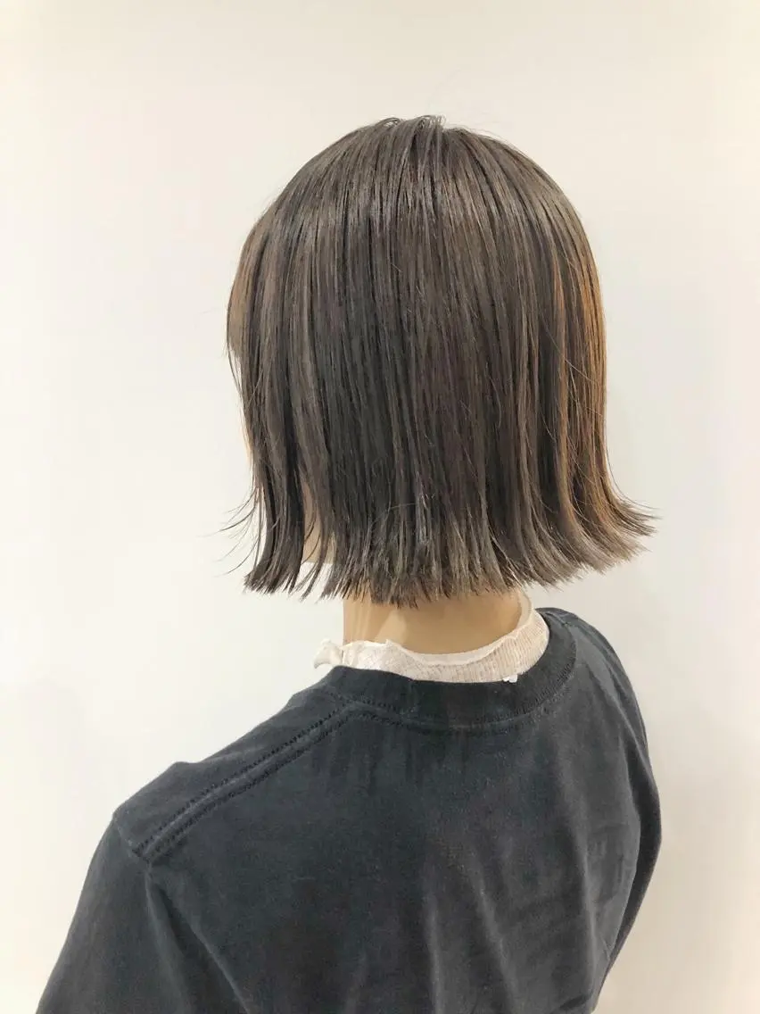 ミディアム カラー グレージュ 女性リピ90%🍨 🩷佐藤みずきのヘアスタイル
