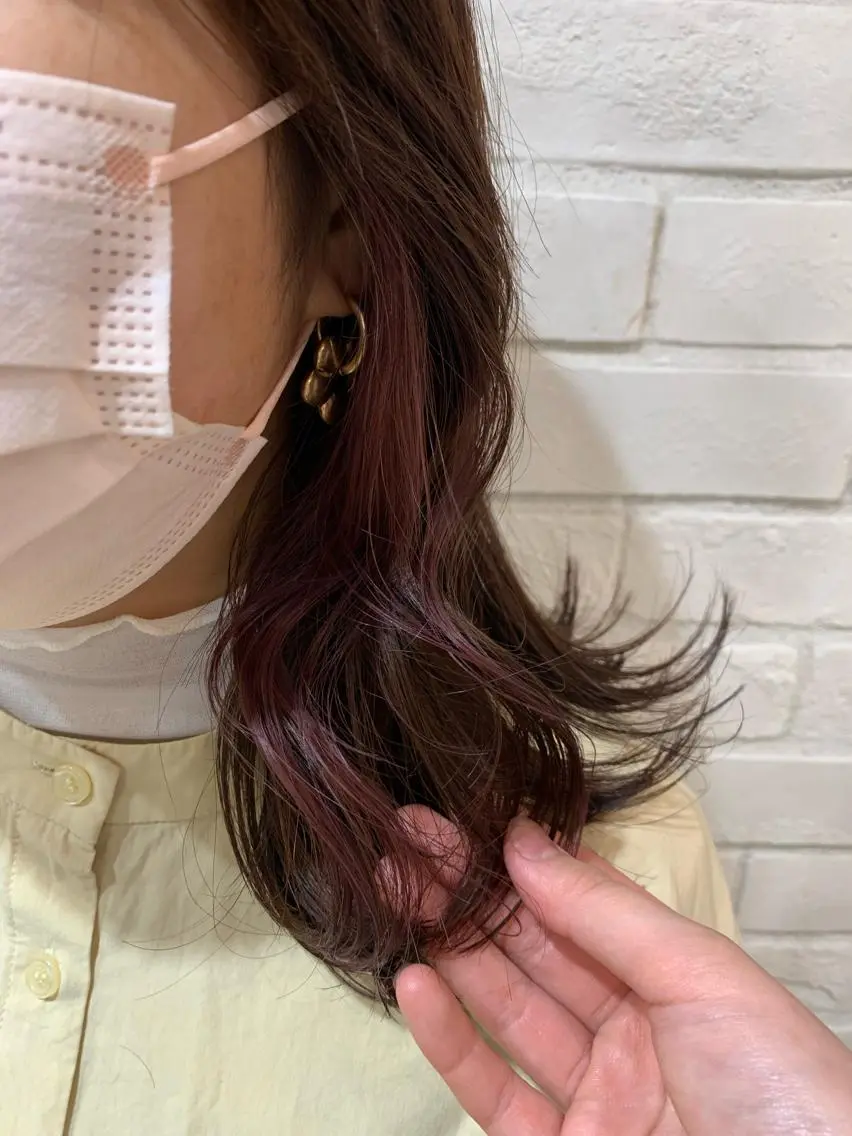 ミディアム カラー ヘアアレンジ インナーカラー 🐝岡本 柚葉🐝のヘアスタイル