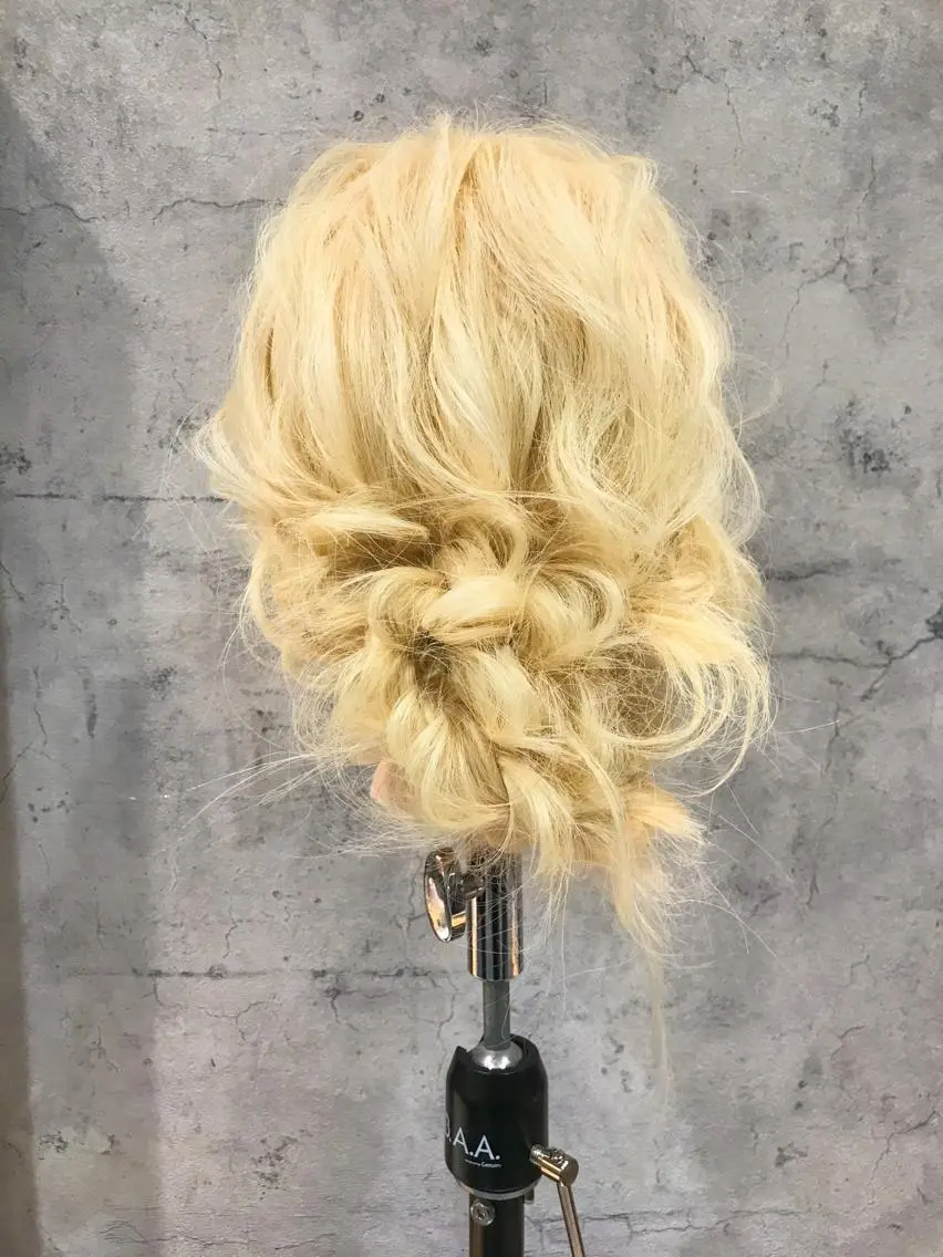 ヘアアレンジ レイヤーカット/透明 感カラー🐬永井瑠栞のヘアスタイル