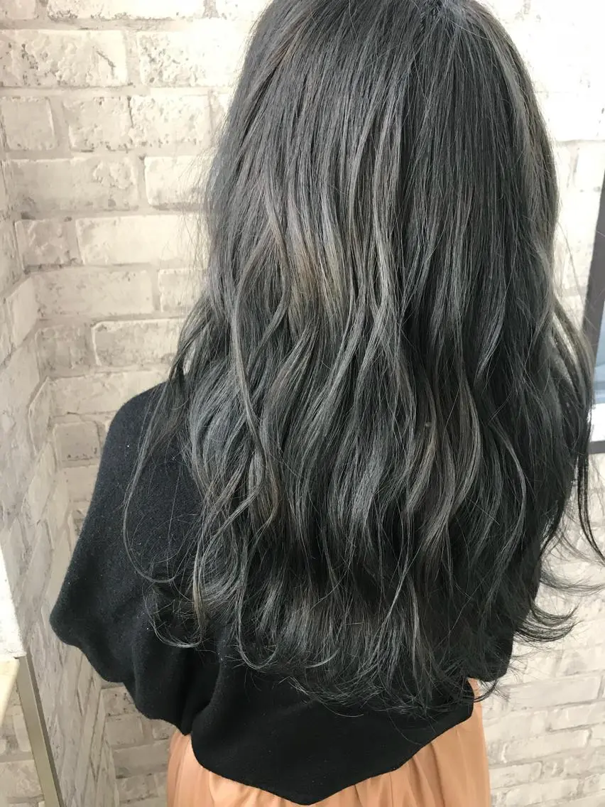 セミロング カラー カット ヘアカラー Oopsレイヤー 加藤澄都のヘアスタイル