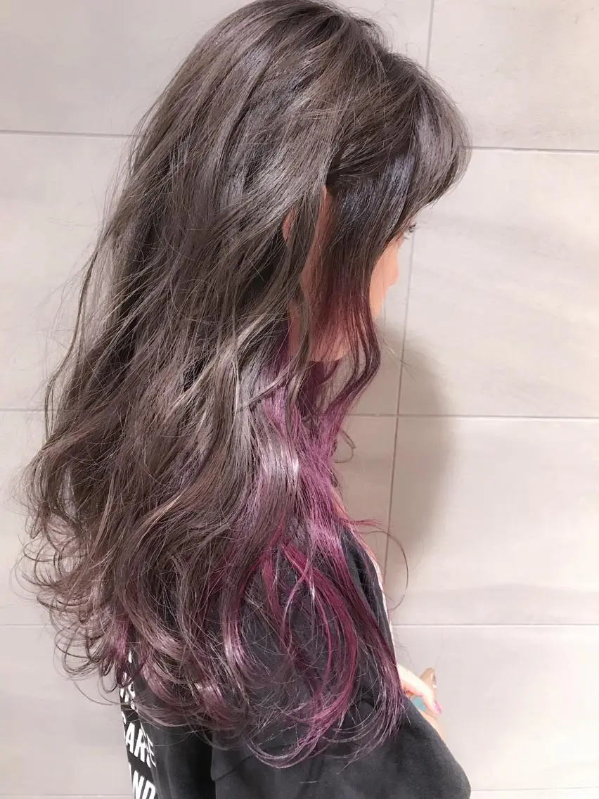 セミロング カラー アディクシーカラー ブリーチ ハイライトカラー ハイライト カット ヘアカラー BOX mico.のヘアスタイル
