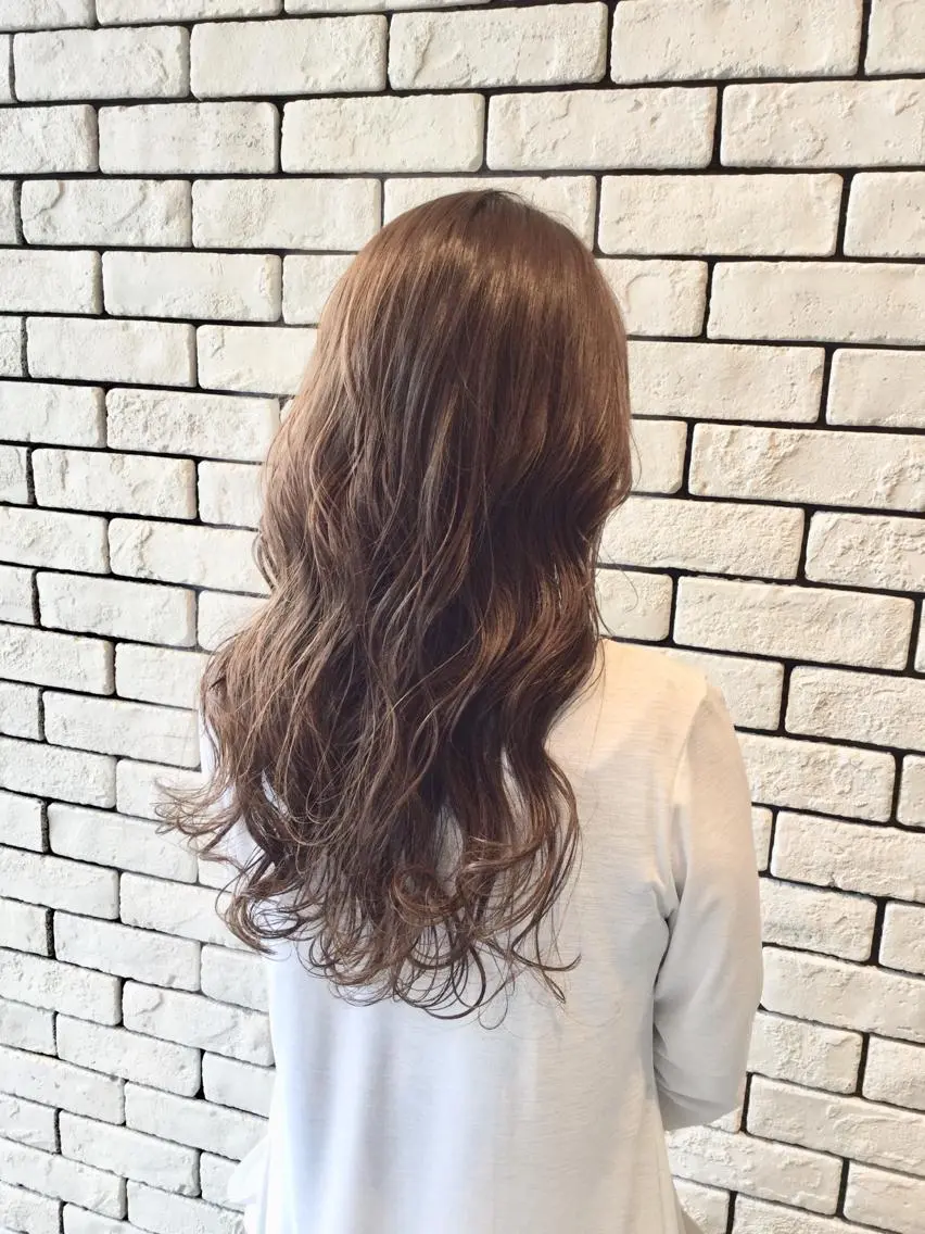 ロング カラー ヘアアレンジ アッシュ ベージュカラー 🍀favori🍀 kanekoのヘアスタイル