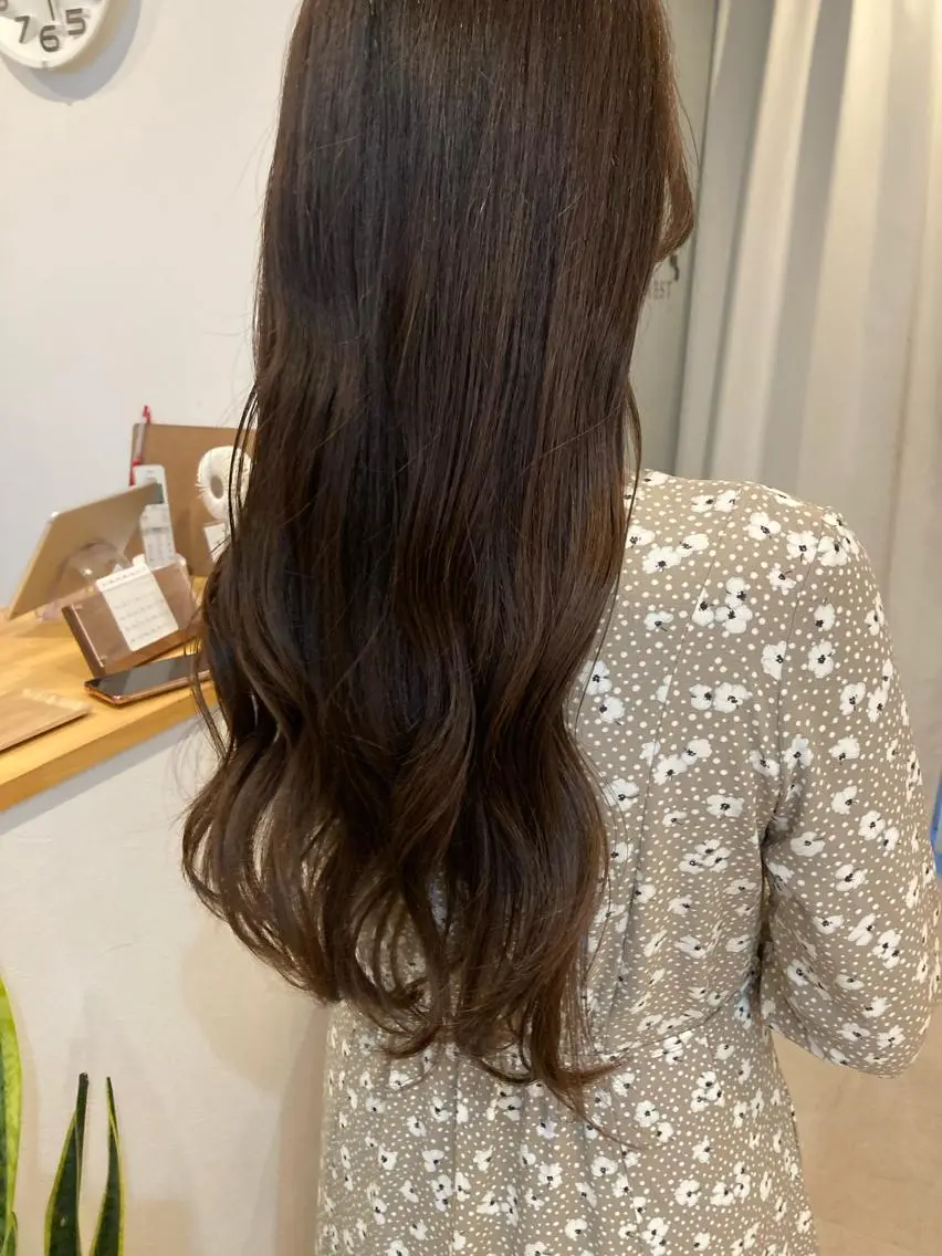 ロング カット ヘアカラー トリートメント ✨色持ちの良い艶 カラー✨蟹江真世のヘアスタイル