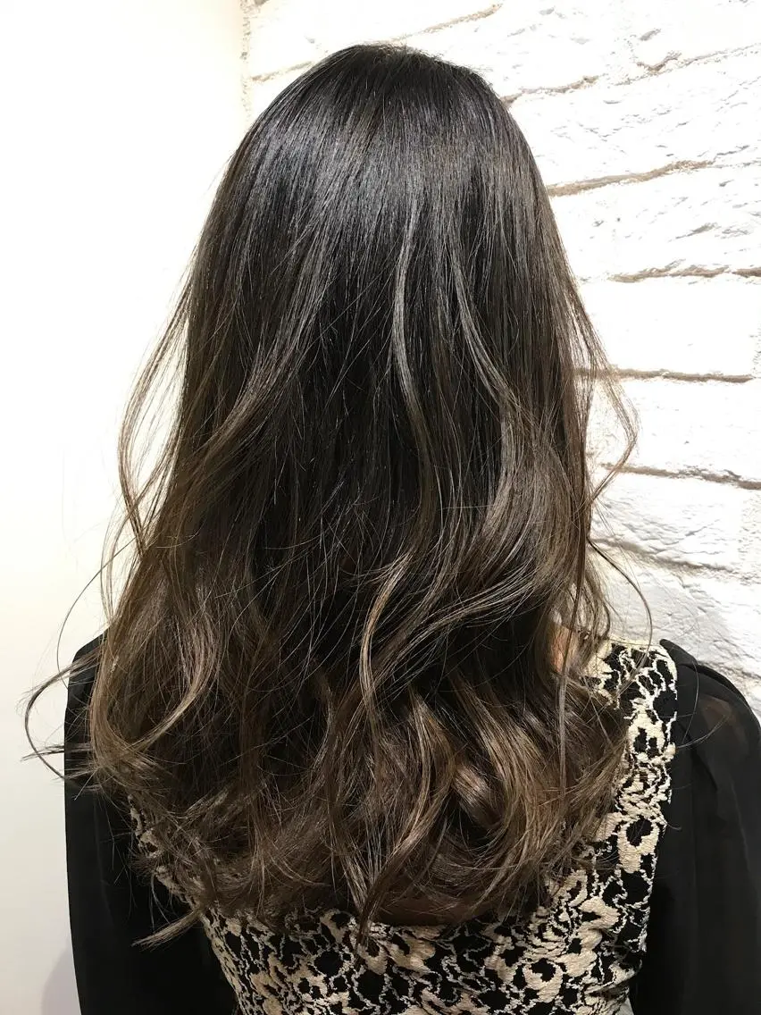 セミロング カラー Neale.♡ ROLA京橋のマツエク・マツパデザイン