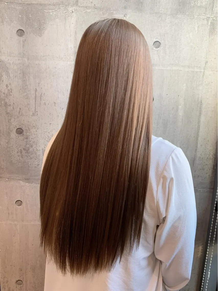 ロング カット ヘアカラー レイヤーカット TAIKIのヘアスタイル