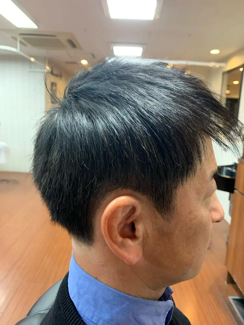 ショート 関田 周人のヘアスタイル