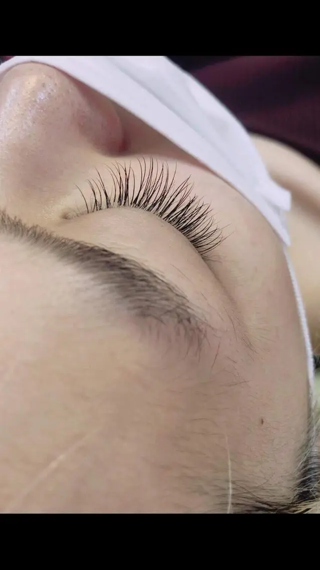 マツエク・マツパ そそ　喜 多のヘアスタイル