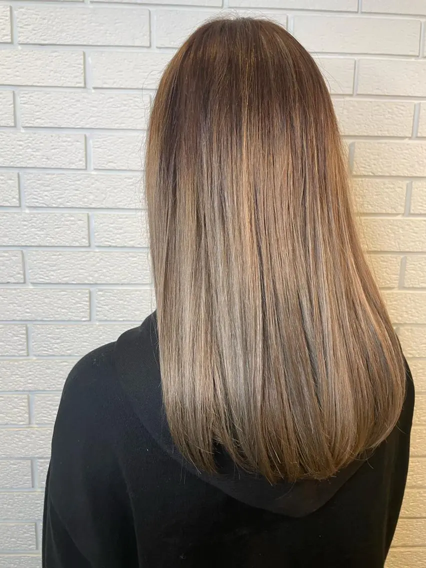 カラー ベージュカラー ブリーチ 透明感カラー ハイライトカラー ニュアンスデザイン✄ YOU♡のヘアスタイル