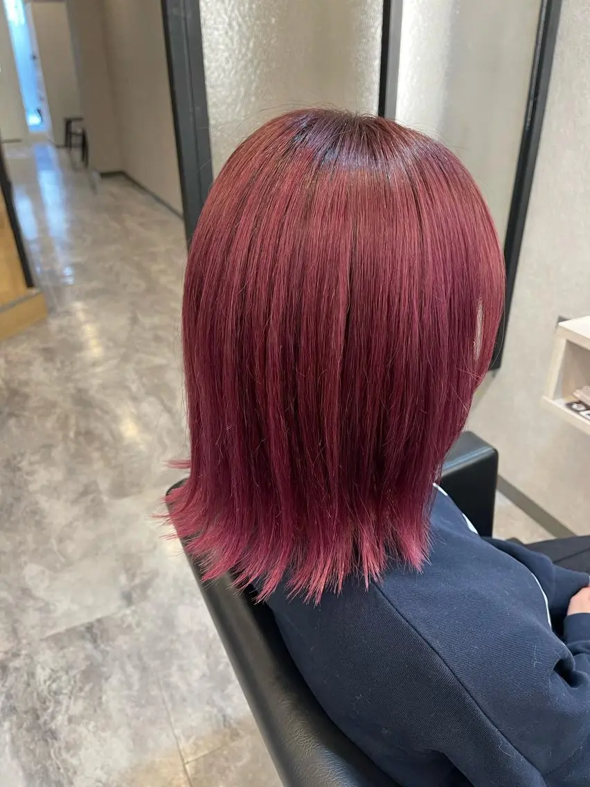 ミディアム カラー ブリーチ ピンクカラー バイオレットカラー ヘアカラー トリートメント 猪ノ原 弘子のヘアスタイル
