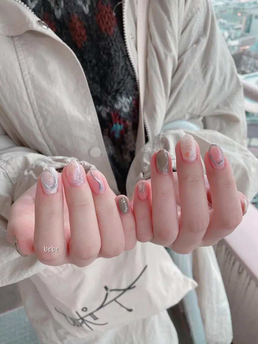 ネイル ニュアンスネイル ぷっくりネイル ハンドネイル Ann nailのネイルデザイン