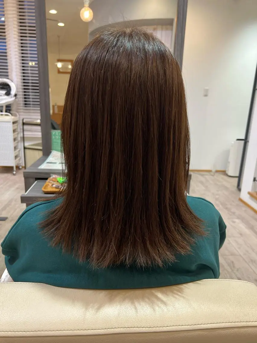 ミディアム カット ヘアカラー 井上 美春のヘアスタイル