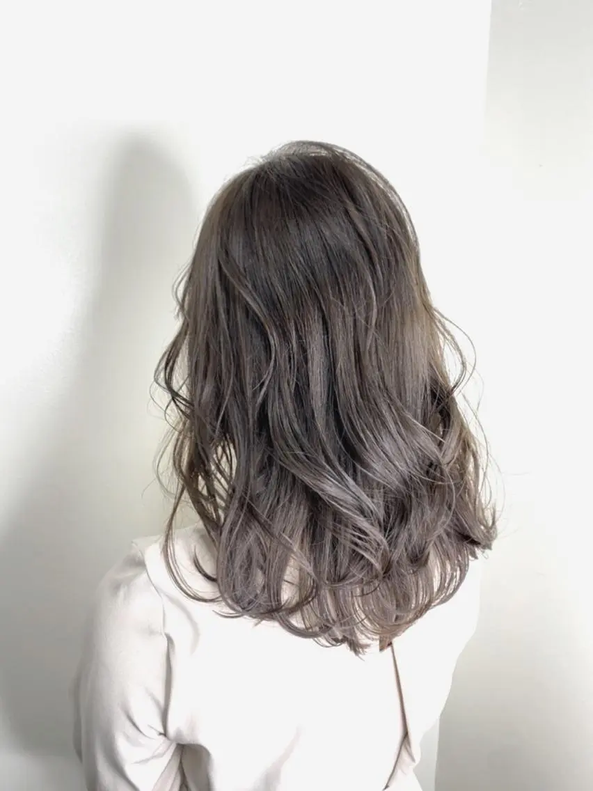 ミディアム カラー グレージュ カット ヘアカラー AI 高田馬場店のヘアスタイル