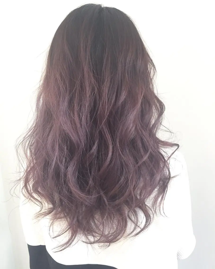 ロング カラー ブリーチ グラデーションカラー ピンクカラー バイオレットカラー ✂️小顔カット✂️ 山本有紀のヘアスタイル