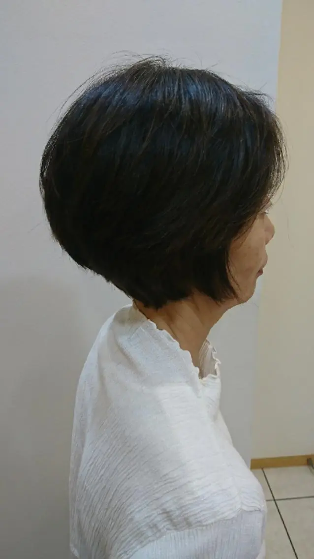 ショート 齋藤 愛美のヘアスタイル