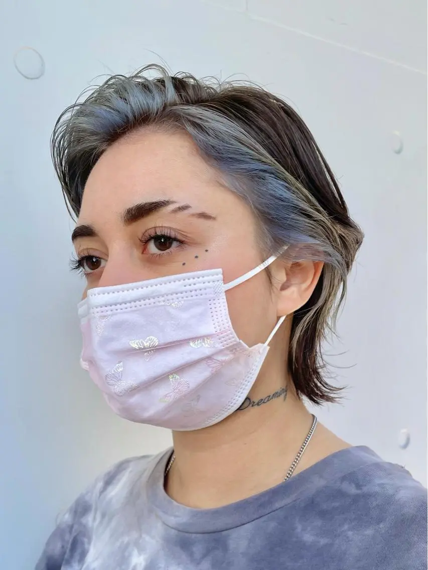 ショート カラー ヘアカラー トリートメント もにか🌞原宿/渋谷 🌝ブリーチカラーのヘアスタイル