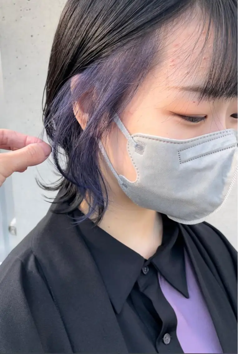 ロング カラー インナーカラー 推し ブリーチ 髪質改善のヘアスタイル