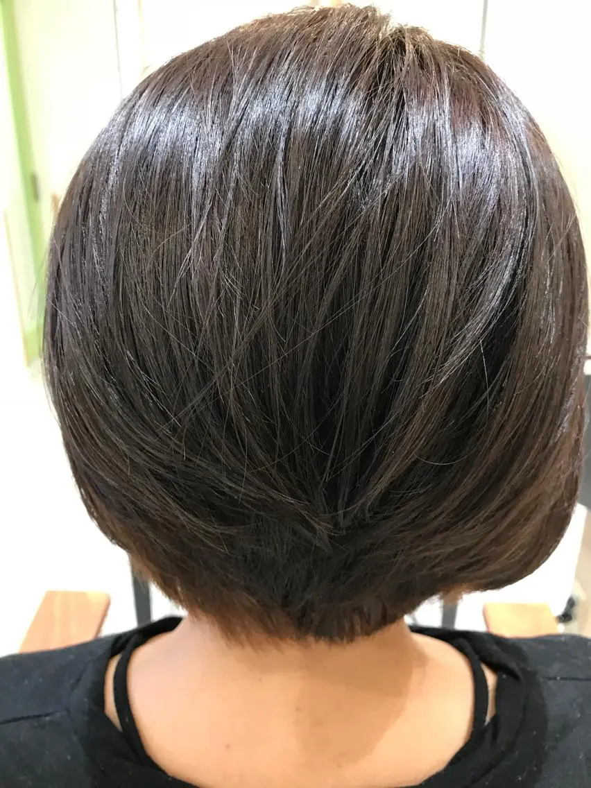 ショート カット 内山 亜紀のヘアスタイル