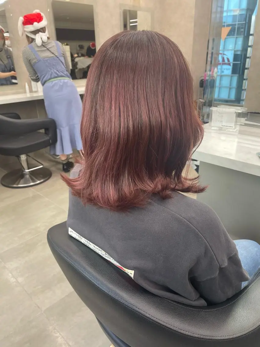 ミディアム カラー パーマ ヘアアレンジ メンズ キッズ ネイル マツエク・マツパ アイブロウ 🦋縮毛/韓国レイヤ ー/透明感カラー🦋のヘアスタイル