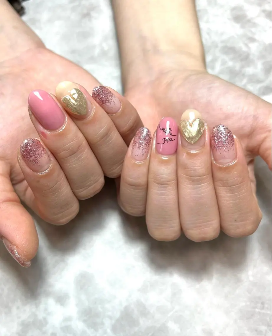 ネイル ハート ぷっくりネイル nails' it...のネイルデザイン