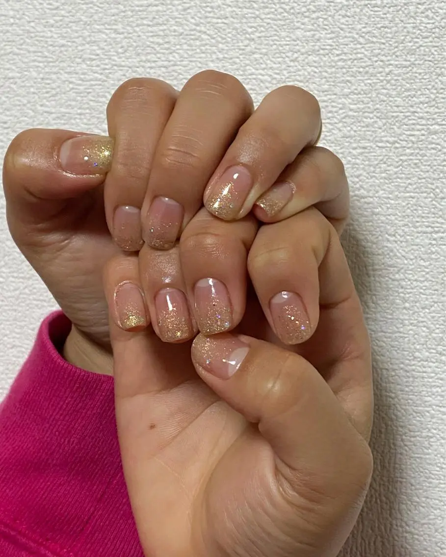 ネイル ラメ(グリッター) ラメグラデーション ハンドネイル 自宅サロン FeelFreeのマツエク・マツパデザイン