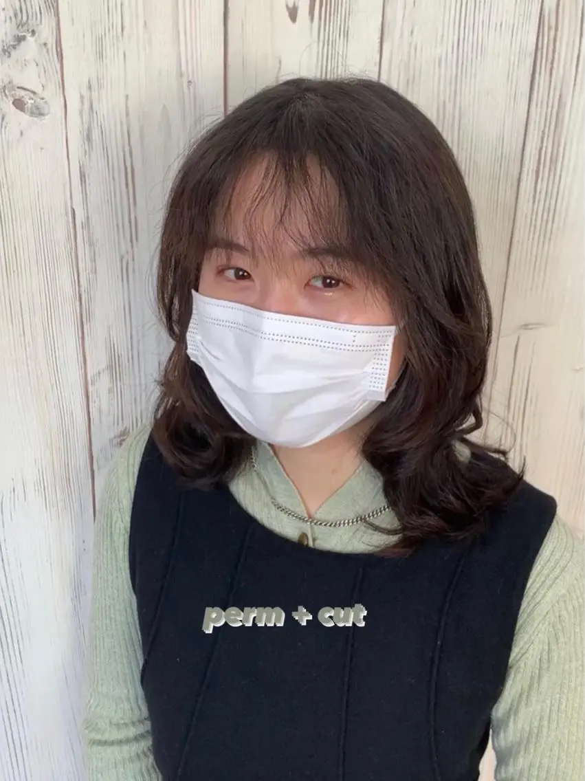 ミディアム カット パーマ トリートメント Nagisa🥥🧡 南森町駅 徒歩30秒のヘアスタイル