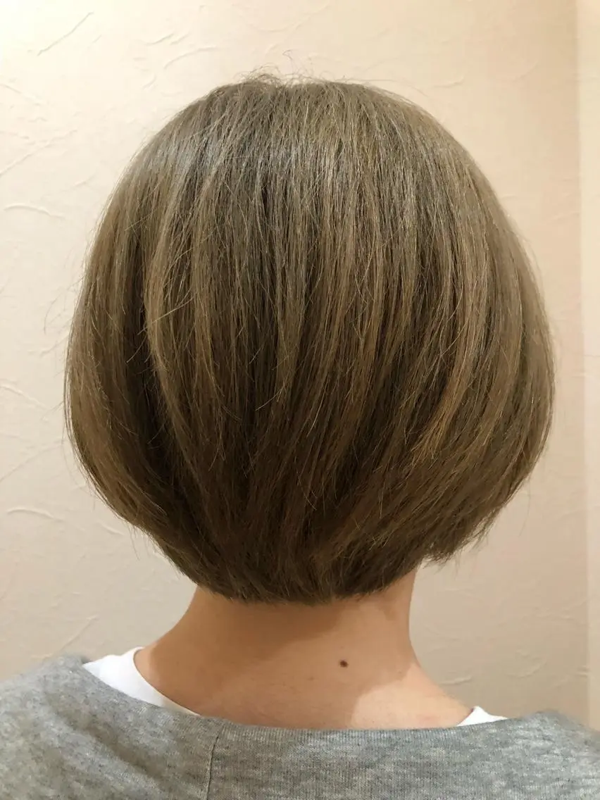 ショート カラー ヘアアレンジ IVY villa Suzu.のヘアスタイル