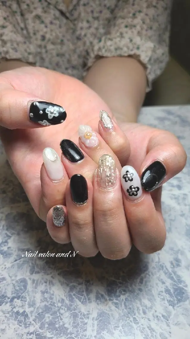 ネイル and Nのネイルデザイン
