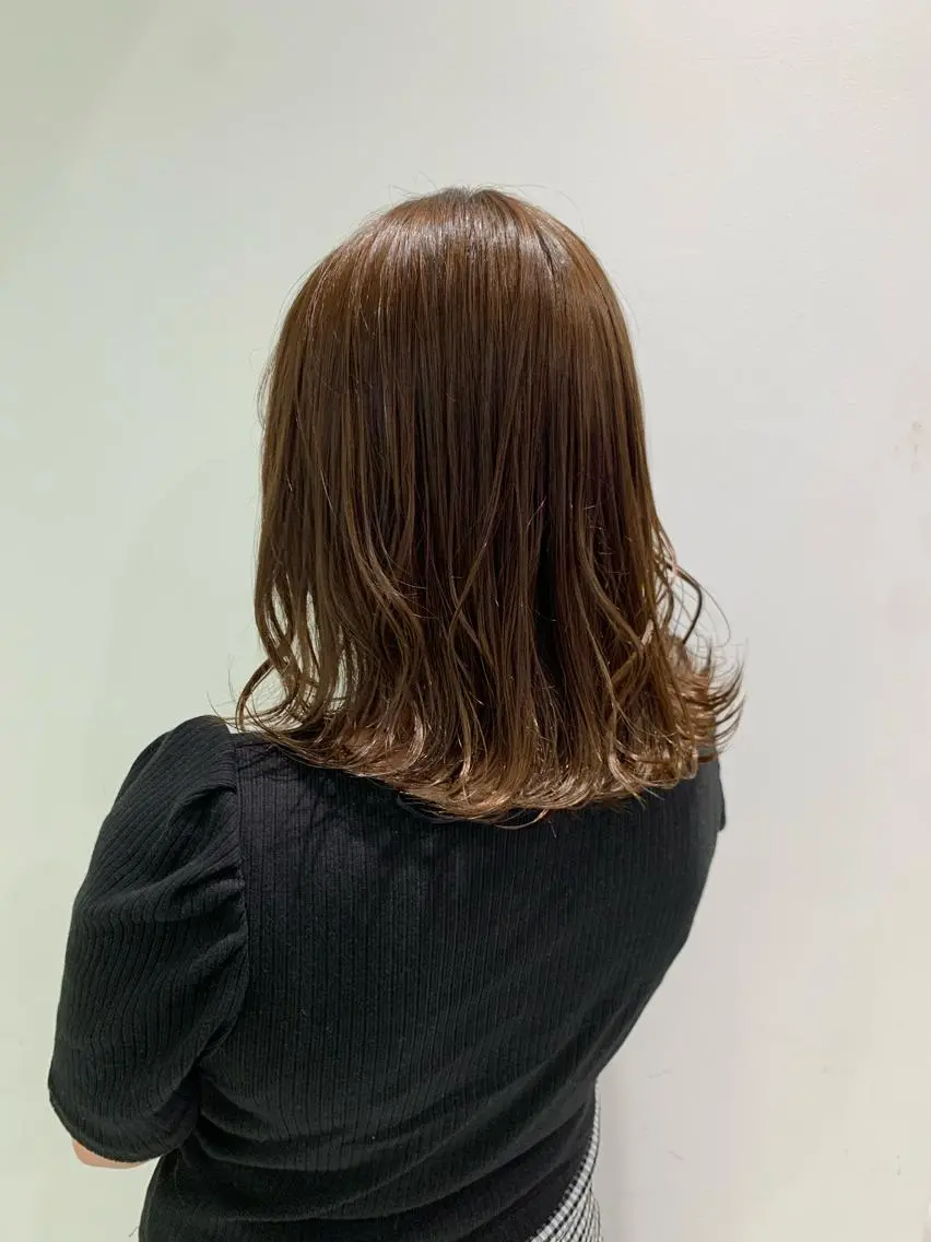 ミディアム ヘアカラー トリートメント ヘッドスパ ヘアセット 🪞透明感カラー🫧 縮毛矯正🥇かずきのヘアスタイル
