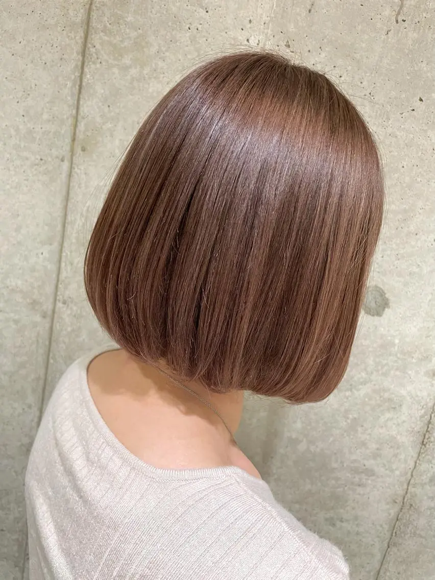 ミディアム カラー ベージュカラー ブリーチ ココアベージュ ヘアカラー ハイライトが 得意なニキです😊のヘアスタイル