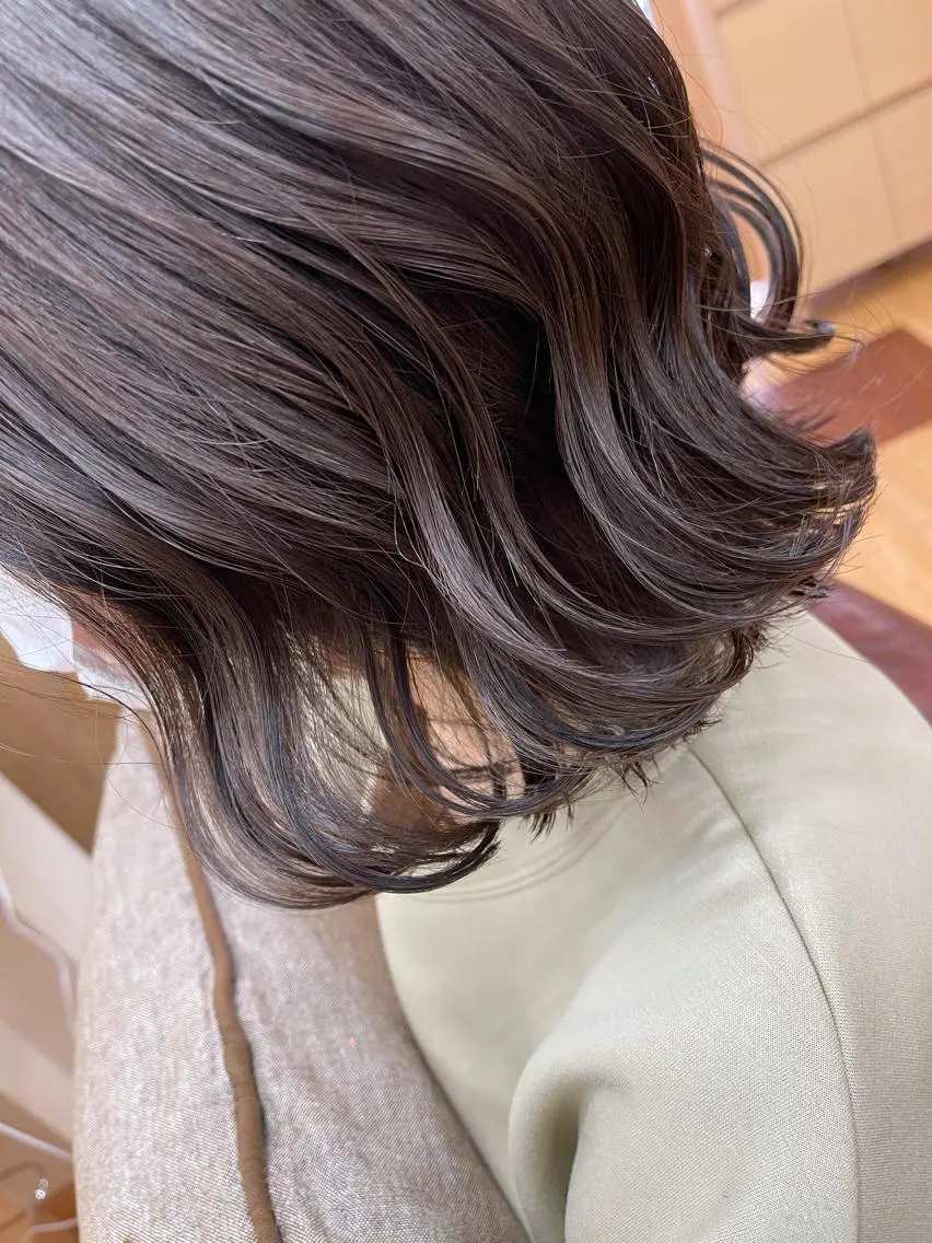 ミディアム 卒業式のヘアスタイル ヘアカラー トリートメント 丸山 亜加理のヘアスタイル