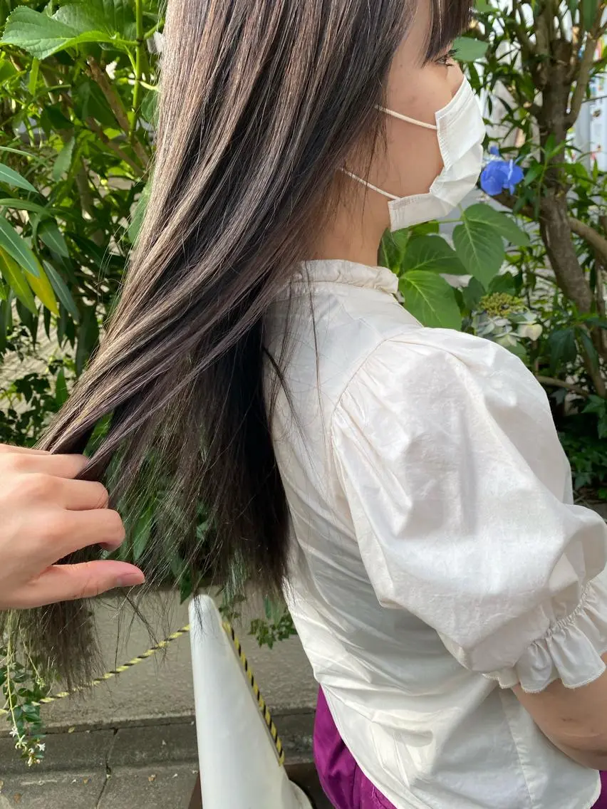 ロング カラー カット ヘアカラー トリートメント レイヤーウルフ エクステ磯部のヘアスタイル