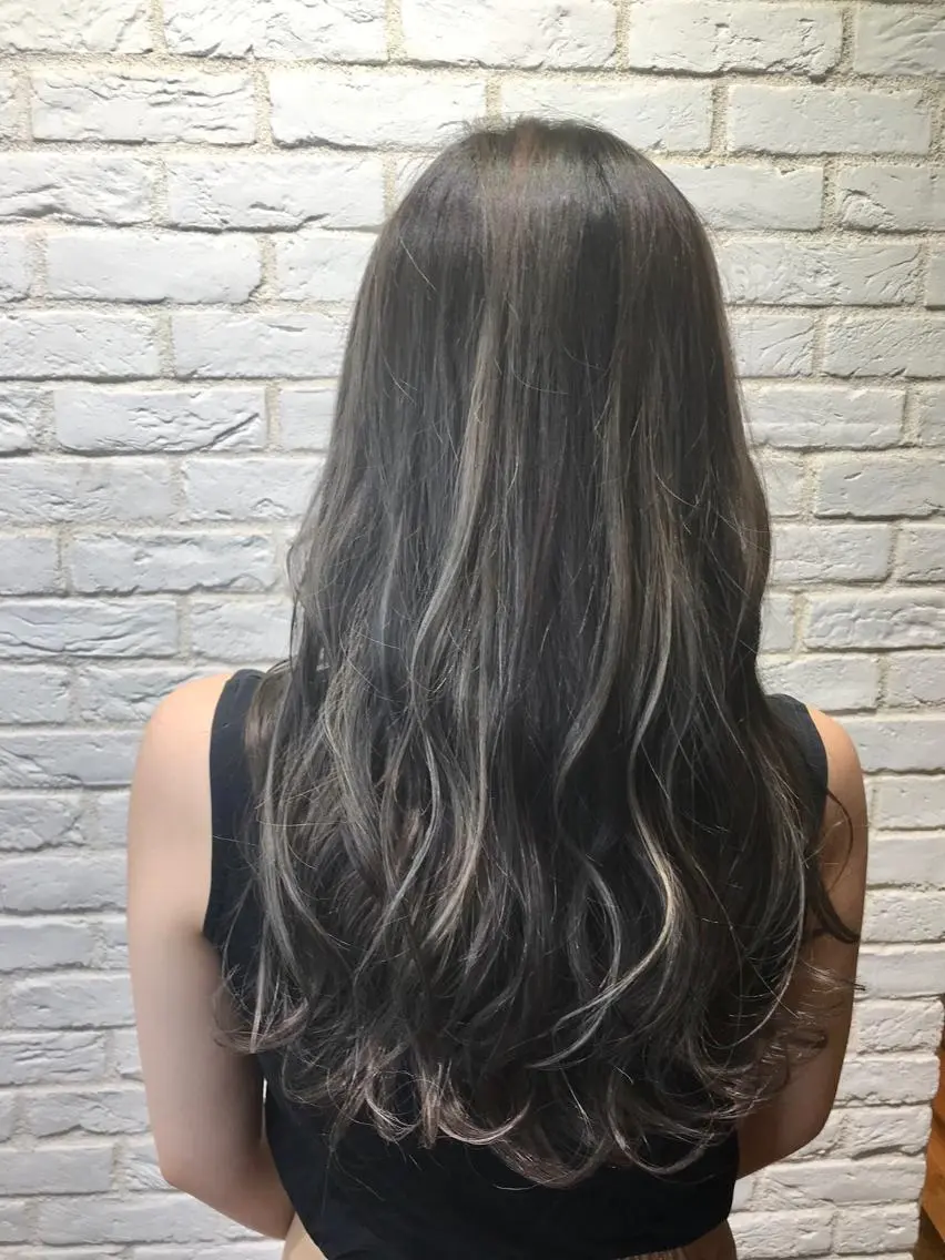 ロング カラー ハイライトカラー ハイライト Neale.♡ ROLA京橋のマツエク・マツパデザイン