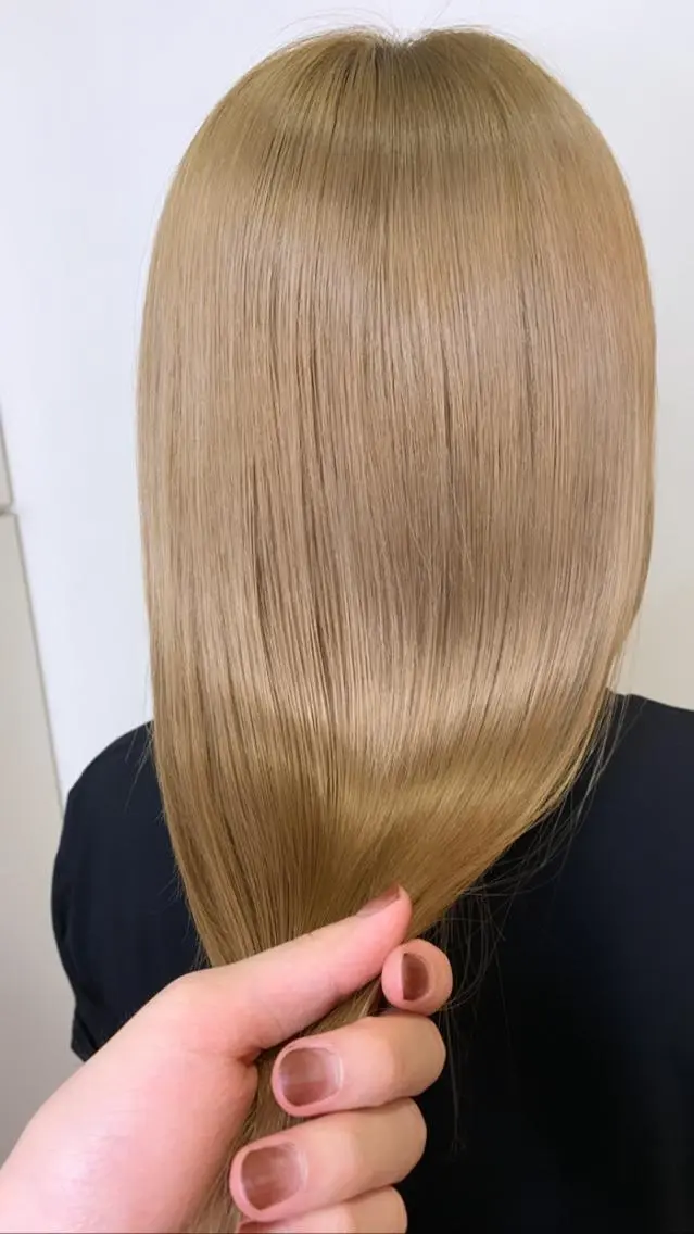 ロング 髪質改善・縮毛矯正 特化・ユウシンのヘアスタイル