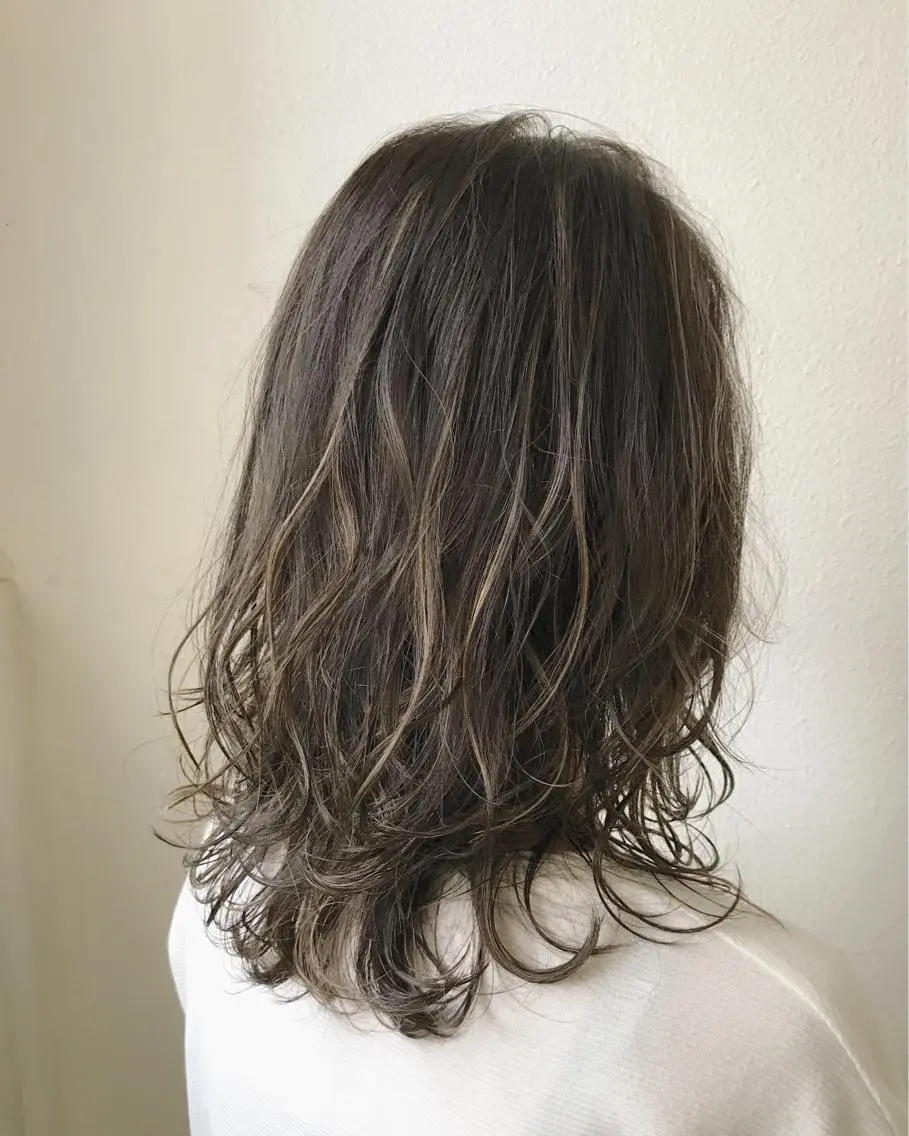 ミディアム カラー ハイライトカラー ハイライト メンズカット特化柏駅 徒歩3分LOUのヘアスタイル