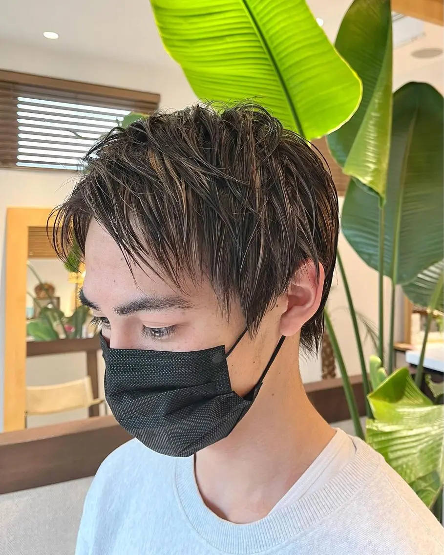 ショート ハイライト カット ヘアカラー 和田 琉々香のヘアスタイル