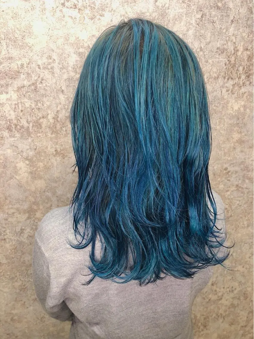 ミディアム カラー Blanco Color&Careのヘアスタイル