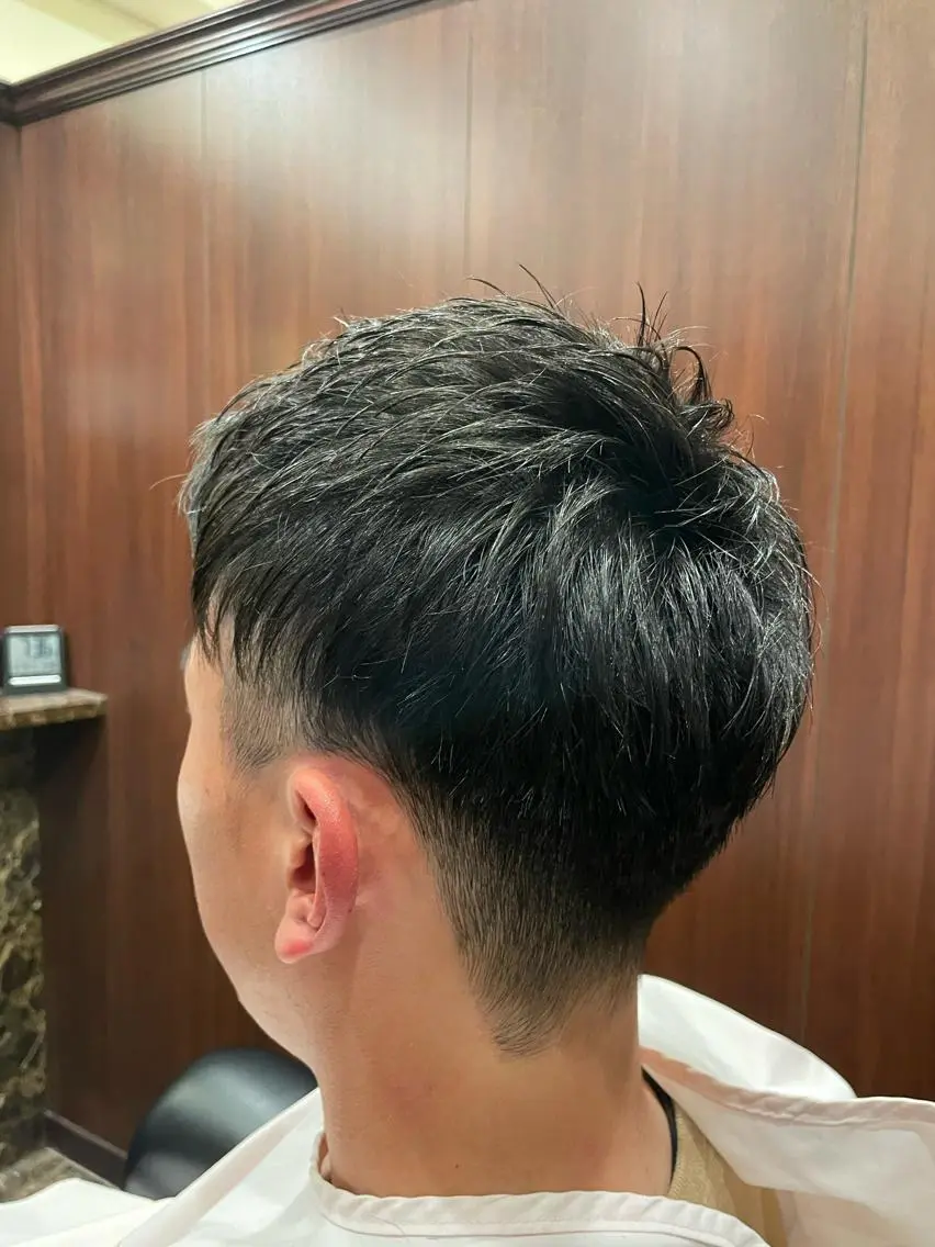 メンズ 横尾 太尊ビジネススタイルのヘアスタイル