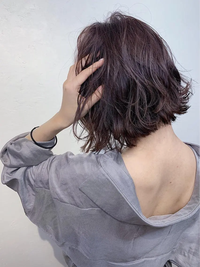 ショート カラー パーマ グレージュ ラベンダーカラー ラベンダーグレージュ ラベンダーグレー _ WHITE三宮店のヘアスタイル
