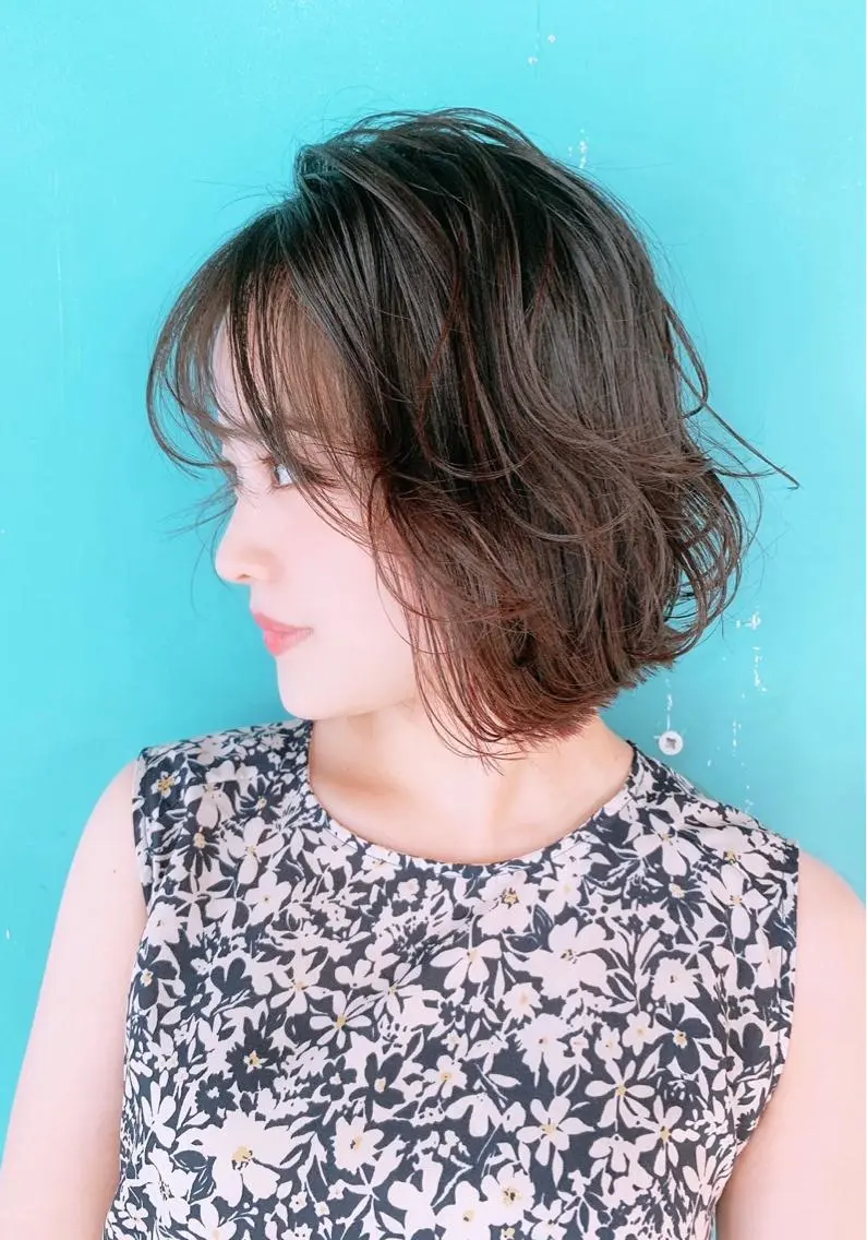 ショート 切りっぱなしボブ ボブ ヘアカラー 末石 智のヘアスタイル
