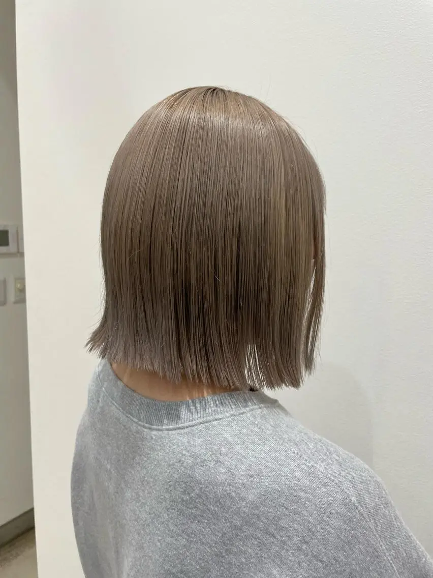ミディアム カラー mir MIYUのヘアスタイル