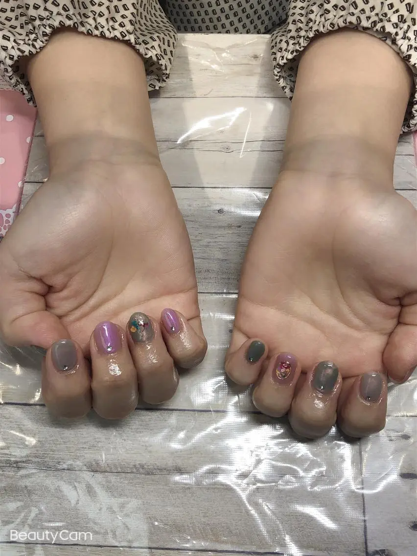 ネイル ✨アン ミユ✨のネイルデザイン