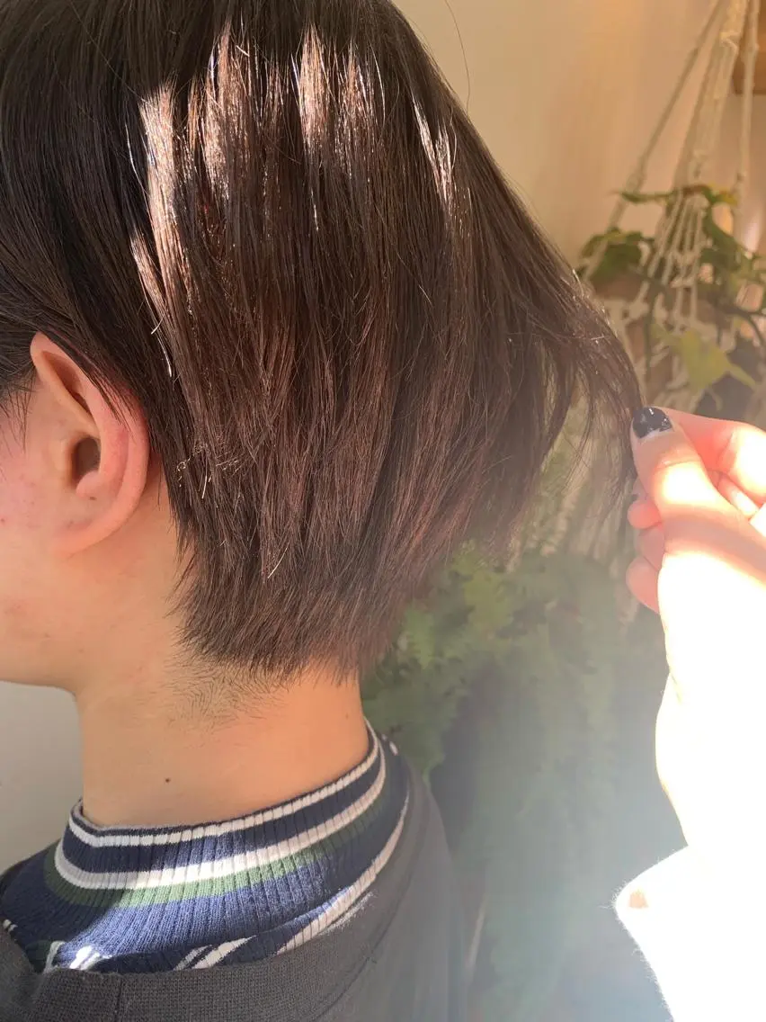 ショート カラー 透明感カラー グレージュ ヘアカラー トリートメント 山下 千明のヘアスタイル