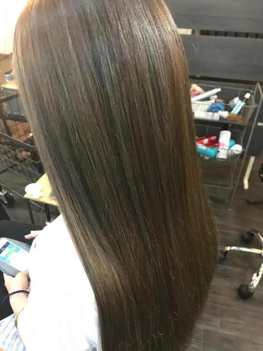 ロング カラー ハイライトカラー ハイライト WEST OLAND 安藤のヘアスタイル