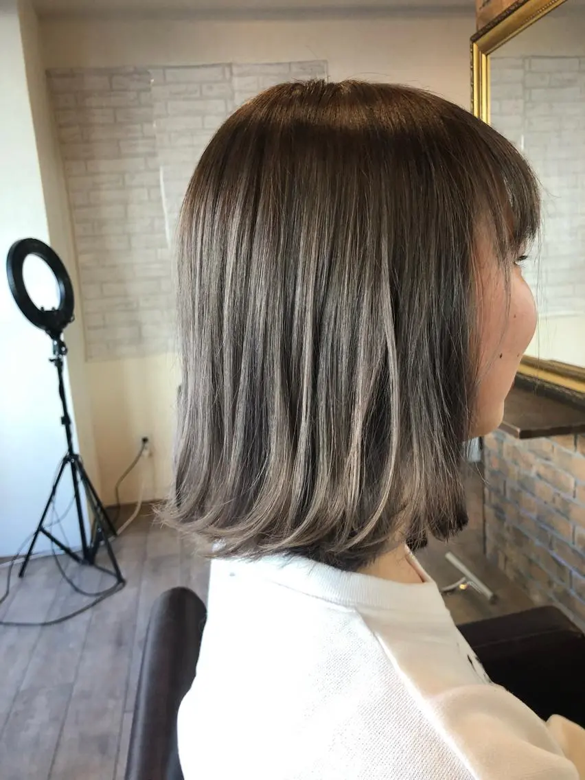 ショート カラー グレージュ 美髪・艶髪特化美容師 RYOJIのヘアスタイル