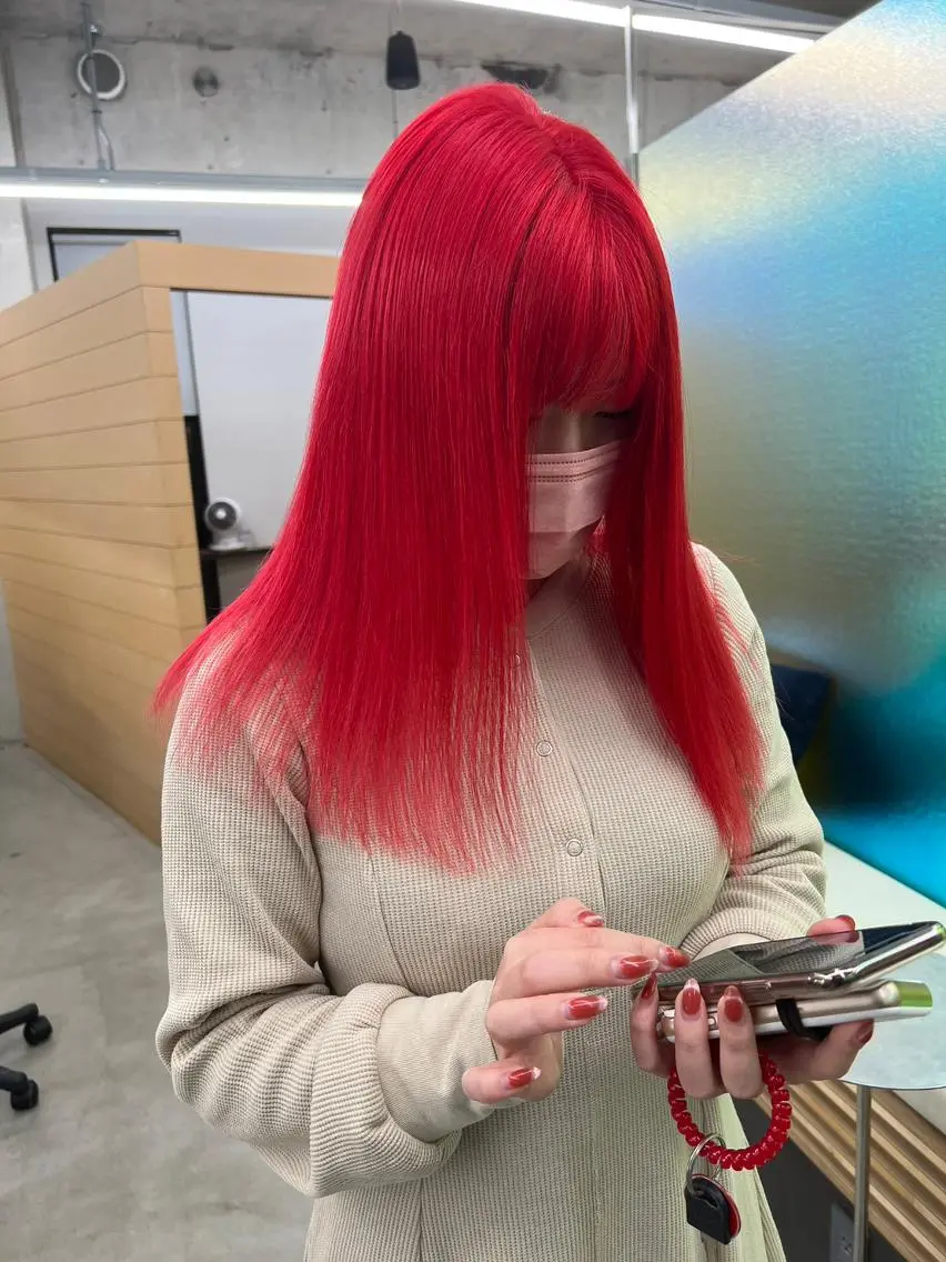 ロング カラー パーマ ヘアアレンジ アディクシーカラー ケアカラー 髪質改善 トリートメント ストレートパーマ カット 縮毛矯正 トリートメント ヘアケア特化型サロン newi 梅田のヘアスタイル